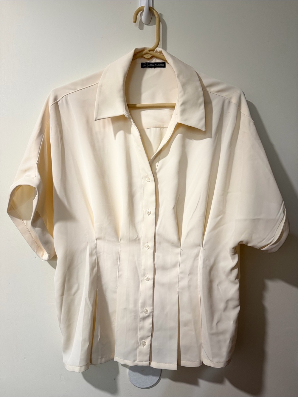 Adrianna Papell Cream Short-Sleeve Button Front Blouse